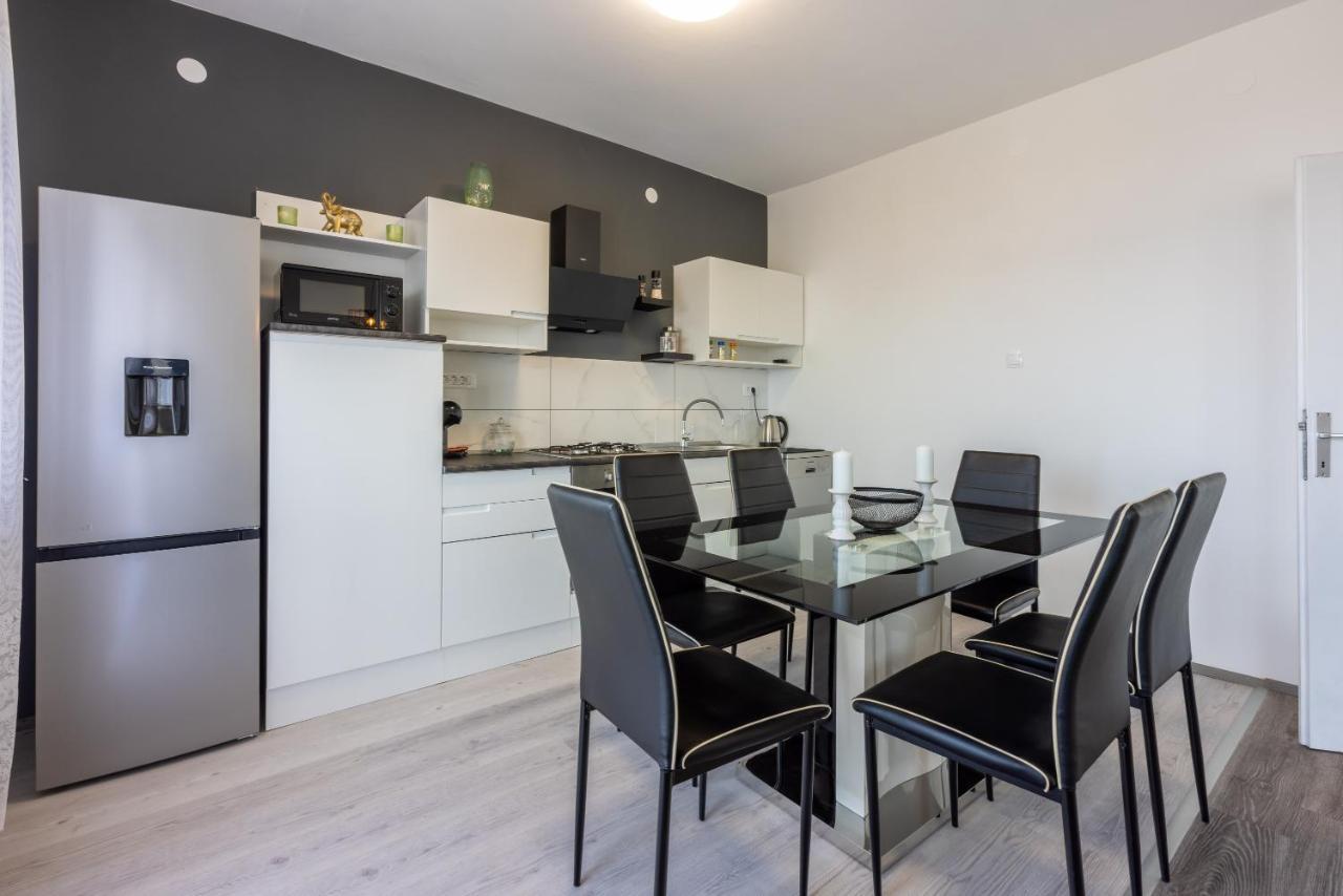 Dora Apartament Crikvenica